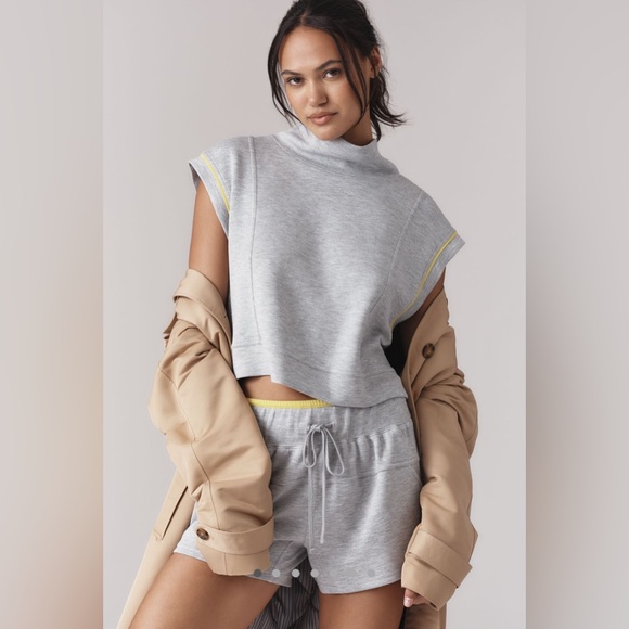 ANTHROPOLOGIE Daily Practice High Rise Drawstring Shorts | Large | Gray Pattern - Picture 3 of 15